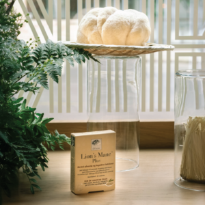 Urteskoler 8 New Nordic Lion’s Mane Plus™ product displayed at the herbal school event.